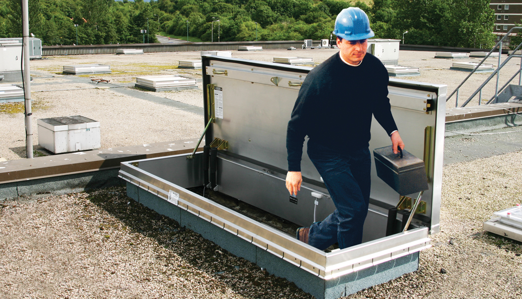 Trappe de toit de Modèle L-Accès par escalier de service 1L-1